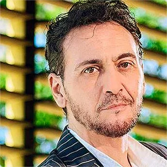 Alberto Ávila, retrato 4