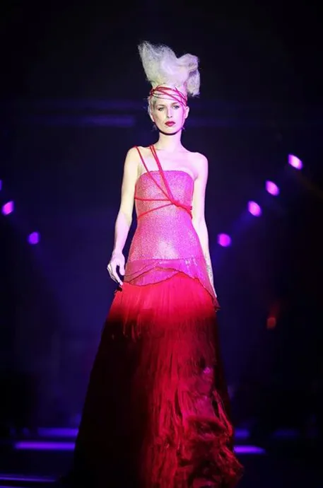 Carolina Olivas, retrato 3