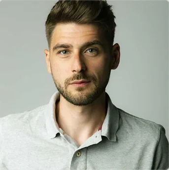 Darius Macrea, retrato 2