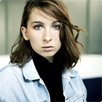 Louise Borel, retrato 5