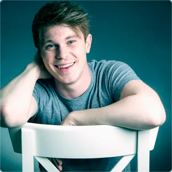 Marcos Trigueros, retrato 3