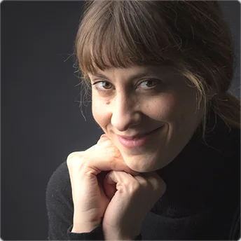 María Lores, retrato 2