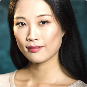 Maya Murofushi, retrato 2