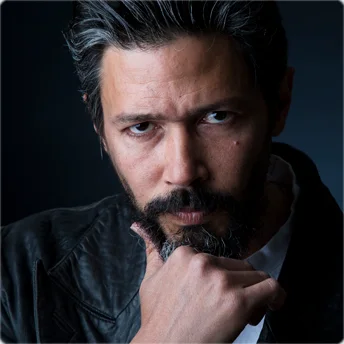 Rafael Rivero, retrato 4