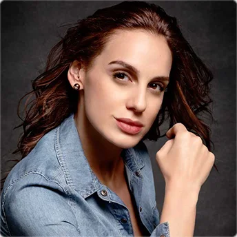 Zalma Guzmán, retrato 2