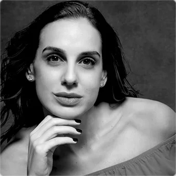 Zalma Guzmán, retrato 4